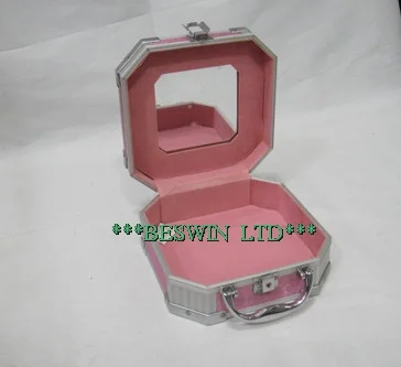 Beauty case — view 2