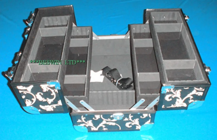 Beauty case — view 2