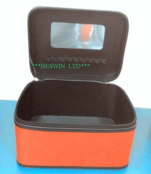 Beauty case — view 2